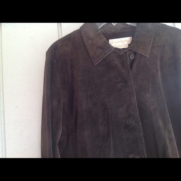 NWT washable suede jacket pit to pit is 22 - Picture 2 of 2